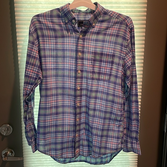 Men’s Small Vineyard Vines Button Up Shirt - Picture 2 of 4
